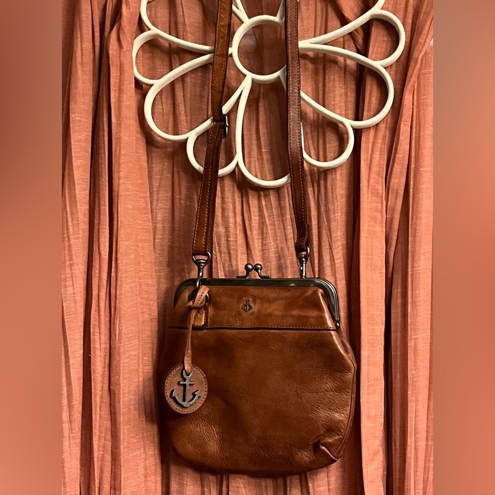 Small Harbour 2nd Rosalie Kisslock Crossbody Bag | Leather Bag
